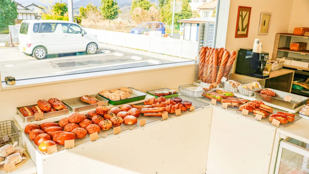 津山の人気店、パンの店IKEPANにいってみた！ - ぶらパン